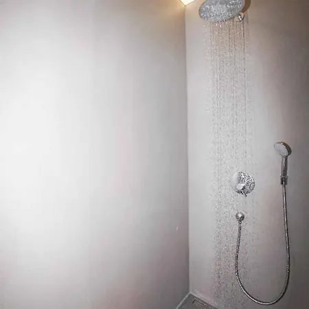 Frongahof مزرعة للإقامة